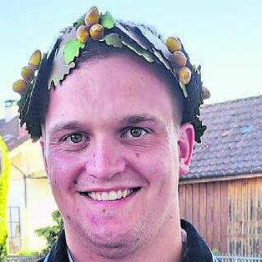 Ein Freiämter auf Abwegen - Da strahlt er: Lukas Räber nach seinem zweiten Kranzgewinn am Sonntag.