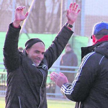 Ein Schicksalsspiel - Gegen Rotkreuz konnte Trainer Piu einen 2:1-Sieg bejubeln. Jetzt folgt gegen Schlusslicht Dornach ein wegweisendes Kellerduell. Bild: pf