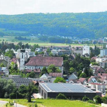 Gut – aber mit Abstrichen - Trotz gutem Jahresergebnis warnt die Finanz- und Geschäftsprüfungskommission vor der sich abzeichnenden schwierigen Finanzzukunft Wohlens. Bild: dm