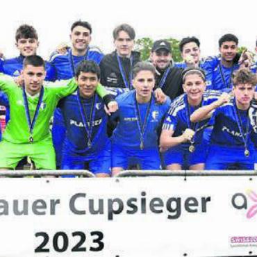 Auch A- und D-Junioren siegreich - Die A-Junioren des FC Wohlen sind ebenfalls Cupsieger. Bild: awa