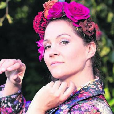 Kulturelle Leckerbissen - Heidi Happy ist mit «Nid für Ewig» zurück auf der Bühne. Bilder: pd