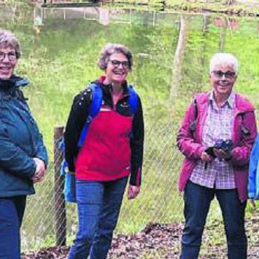 Frauenriege auf Wanderung