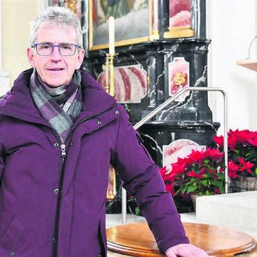 Für die Menschen da sein - Diakon Hans-Peter Stierli ist Vakanz-Koordinator: «Alle sechs Gemeinden des Pastoralraums haben ihre schönen Seiten», sagt er. Bild: Daniel Marti