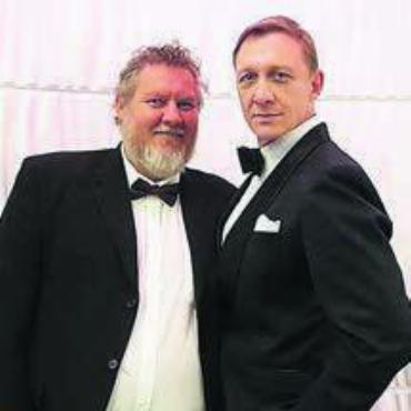 Film als Selbsttherapie - Das James-Bond-Double Martin Langanke (rechts) wirkt im Film mit.
