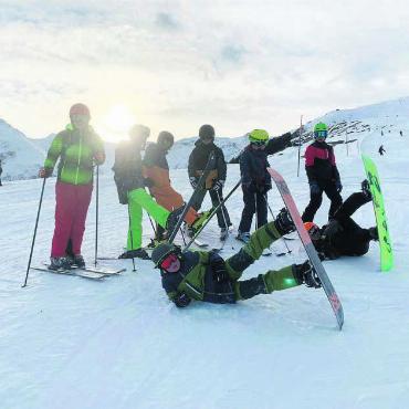 Ganz viel Abwechslung geboten - Sowohl auf den Skiern wie auch auf dem Snowboard liessen sich die wunderbaren Verhältnisse geniessen.