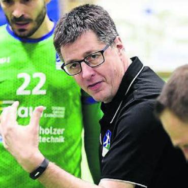 Erst Revanche, dann Hütten-Gaudi - Mutschellens Co-Trainer Jochen Külling. Bild: awa
