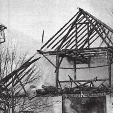Teures Cervelat-Vergnügen - An der Krebsgasse in Muri haben Kinder einen Brand verursacht. Bild: Archiv