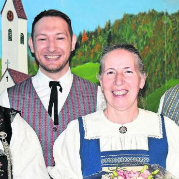 Vorfreude aufs Eidgenössische - Rochaden im Vorstand: (von links) Präsidentin Denise Hintermann trat zurück, Adriano Hänggli und Helen Suter wurden neu ins Führungsgremium gewählt, neuer Präsident ist Patrick Reimann. Bild: Erika Obrist