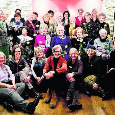 Für die Anliegen der Frauen - Noch immer hochmotiviert für gute Taten: Der Soroptimist International Club Bremgarten-Freiamt feiert sein 30-jähriges Bestehen. Bild: zg