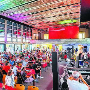 Die perfekte Jubiläumsparty - Mitten im Umbau und doch ein wunderbarer Ort: der Chappelehof.