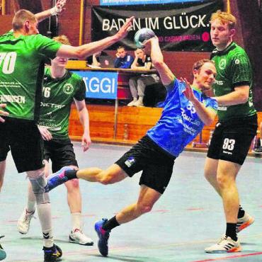 Sieg nach zähem Auftakt - Fabian Brunner war mit 8 Treffern erfolgreichster Torschütze der Mutscheller. Bild: zg