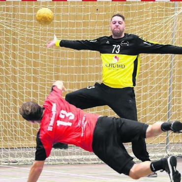 Teuer bezahlter Sieg - Routinier Sascha Rudi zeigt im Wohlen-Tor eine gute Leistung. Bild: jg