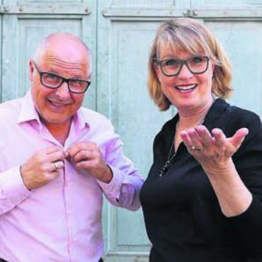 «Paarcours d’amour» - «Schreiber vs. Schneider» geben im Postlonzihus Einblick in den Beziehungsalltag. Bild: zg