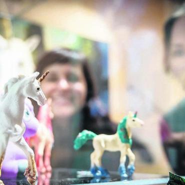 Kulturgeschichte des Einhorns - Die Sonderausstellung «Einhorn – eine fabelhafte Geschichte» zeigt, dass das Fabelwesen schon seit Jahrhunderten die Menschen beschäftigt. Bild: zg