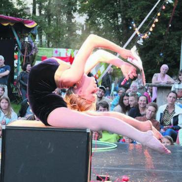 Momente für die Ewigkeit - 1. Juli: Das Bühnenfestival Nousu an der Wohler Sommerbar sorgte für magische Momente.