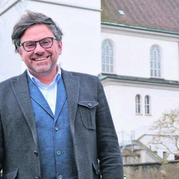 Erst zuhören, dann Nähe aufbauen - «Ich bin gekommen, um zu bleiben», sagt Karl Scholz, der neue Leiter des Pastoralraums Muri und Umgebung. Er fühle sich rundum wohl im Freiamt. Bild: Annemarie Keusch