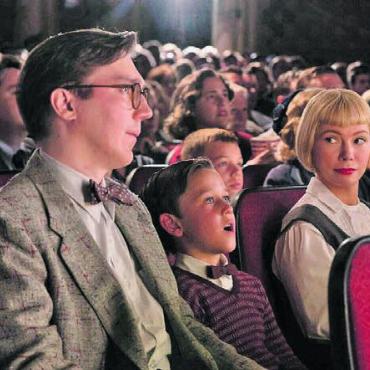 Zwischen Träumen und Realitäten - Ein Kinobesuch mit Folgen: Sammy entdeckt in «The Fabelmans» seine grosse Leidenschaft für Filme. Bild: zg