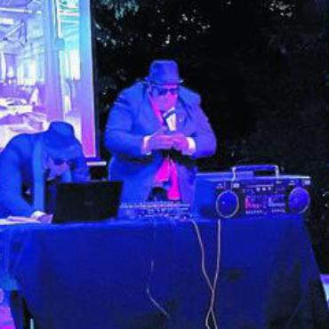 Eine Art Premiere - Lokalmatadoren I: «Blues to the Brothers» mit ihrer Bühnenshow.