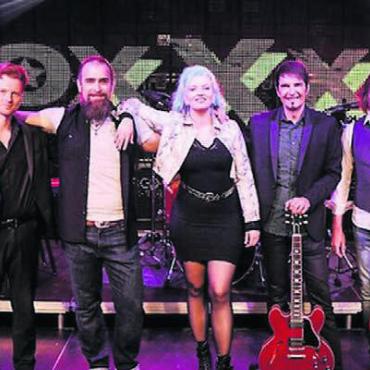 Jeden Song mitsingen - Sie bringen die geballte Ladung an Roxette-Power nach Boswil: die Tribute-Band RoxXxet. Bild: zg