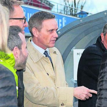 Polit-Treffen mit Gastfreundschaft - Besucher und gern gesehener Gast: Landammann Jean-Pierre Gallati.