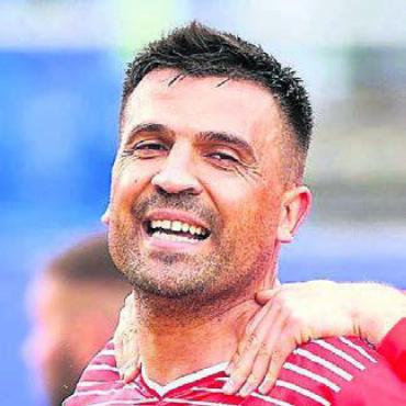 Neun Kisten für Zauber-Boswiler - In Torlaune: Dejan Stankovic. Bild: zg