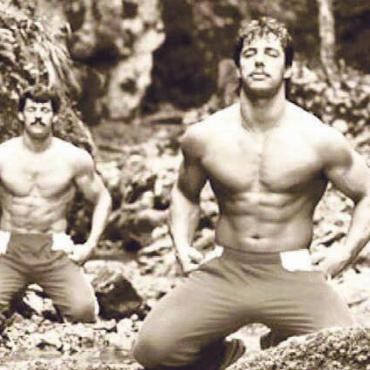 Jahr voller Anerkennung - Regelmässiges Training mit der Wohler Kampfsportlegende. Heinz Muntwyler (hinten) und Andy Hug waren gute Freunde. Sie haben gemeinsam trainiert und sich gegenseitig motiviert.