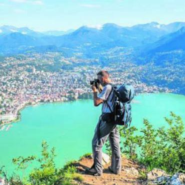 Einmal quer durch die Schweiz - Corrado Filipponi über Lugano auf dem Aufstieg zum San Salvatore, auf der Via Gottardo und dem Trans Swiss Trail. In seinem Vortrag lässt er das Publikum an den Schönheiten der Schweiz teilhaben. Bild: zg