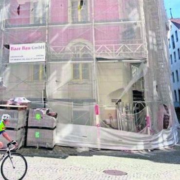 Einsiedeln wie Bremgarten - Die Baar Bau GmbH hat die erste Bauetappe im «Drei Könige» durchgeführt.