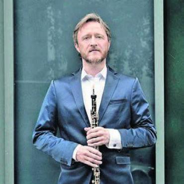 Sinfonische Kammermusik - Albrecht Mayer ist einer der gefragtesten Oboisten der heutigen Zeit. Bild: Harald Hoffmann / DG