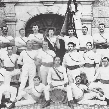 Die sechste Gründung hielt an - Der Turnverein Muri im Jahre 1913, nach dem Kantonalturnfest in Brugg.