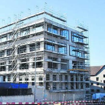 Die Stossrichtung bald festlegen - Die Primar Halde ist im Bau, danach wird die Bezirksschule fit gemacht.