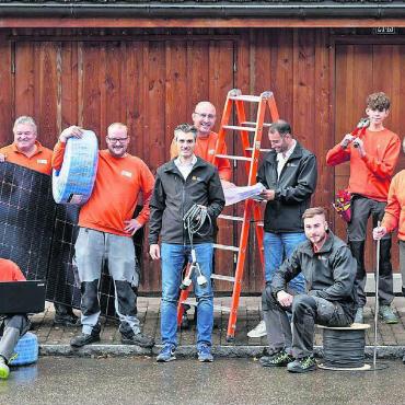 Dem Sturm getrotzt - Das für die Elektroinstallationen zuständige Team der Gemeindewerke Villmergen.