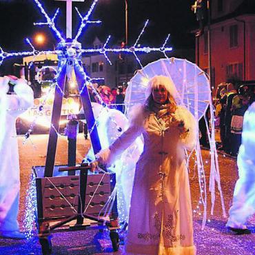 Funkelnde Augen überall - Die «Unterdorf Huepfer Boswil» zeigten ihren Schneeflocken-Glanz.