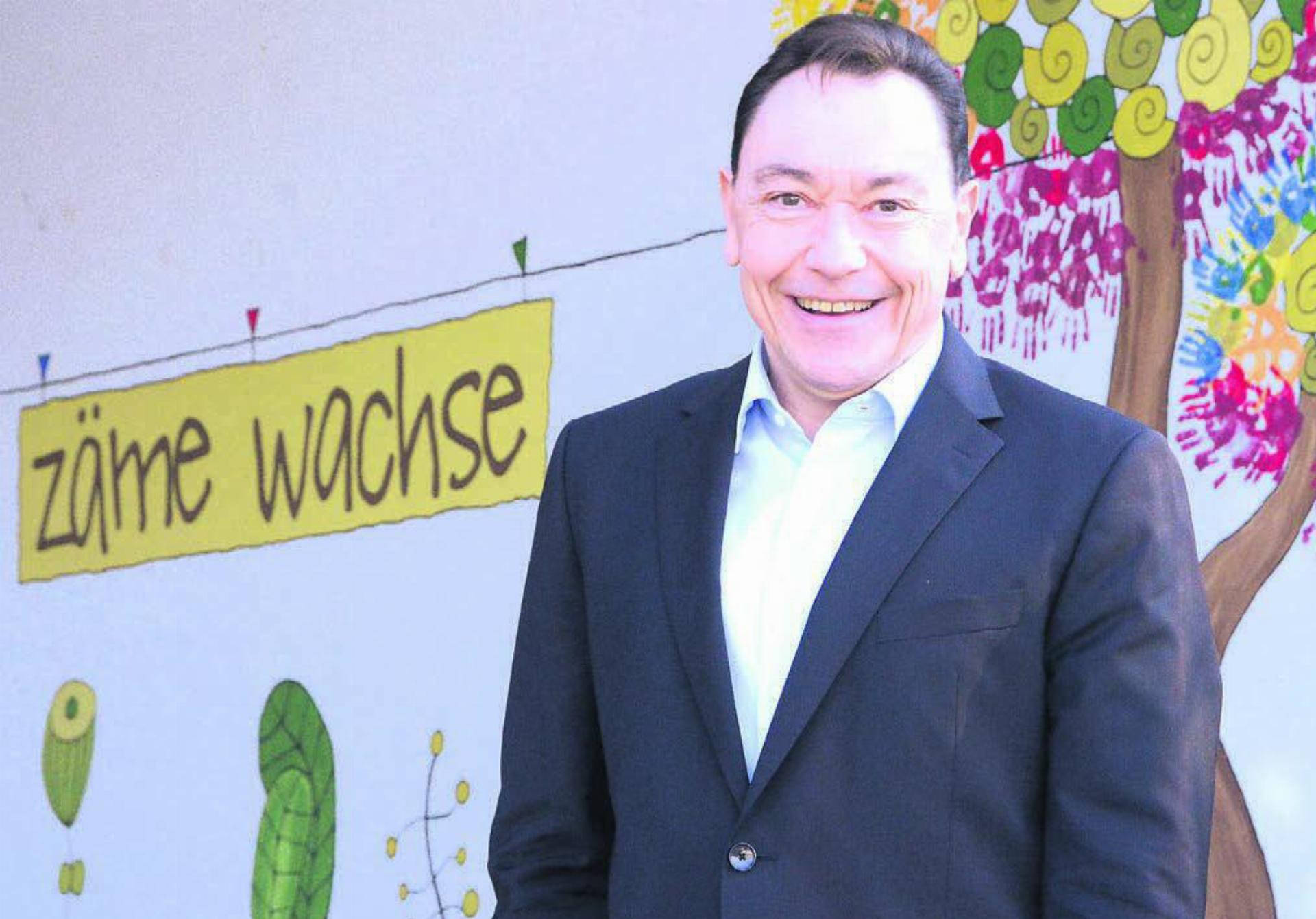 Das Motto «zäme wachse» gefällt dem neuen Schulleiter Christian Breitschmid besonders gut. Bild: Celeste Blanc