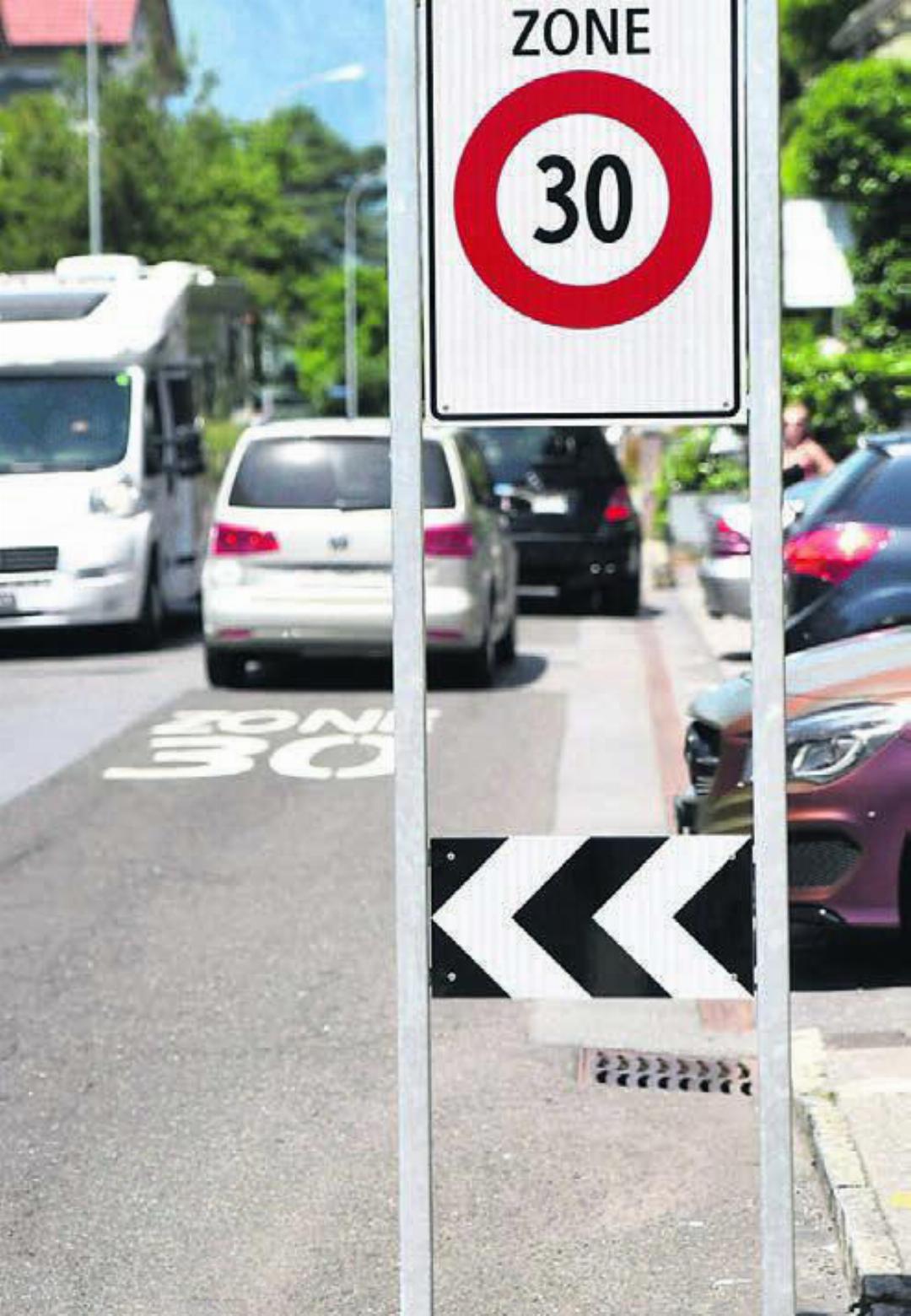 Was es an anderen Orten schon gibt, kommt nun auch in Fahrwangen. Tempo 30 sorgte aber für Diskussionen. Was es an anderen Orten schon gibt, kommt nun auch in Fahrwangen. Tempo 30 sorgte aber für Diskussionen.