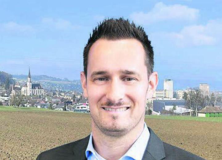 Max Greuter kandidiert zum ersten Mal für den Villmerger Gemeinderat. Er kann dabei auf die Unterstützung aller Ortsparteien zählen. Bild: zg