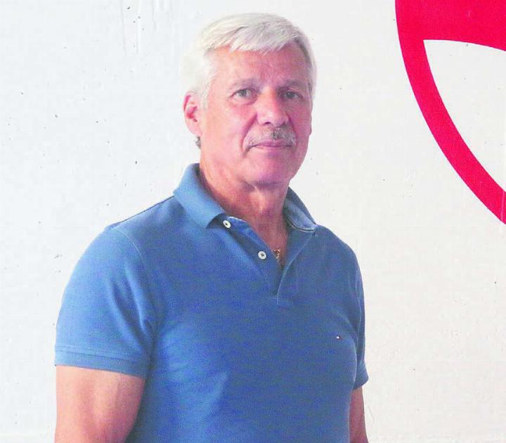 Gründer und Dojoleiter des Karate Clubs Anglikon: Heinz Muntwyler. Den Verein gibt es seit 20 Jahren. Er widmet sich dem Kampfsport aber schon viel länger. Bilder: Josip Lasic / zg