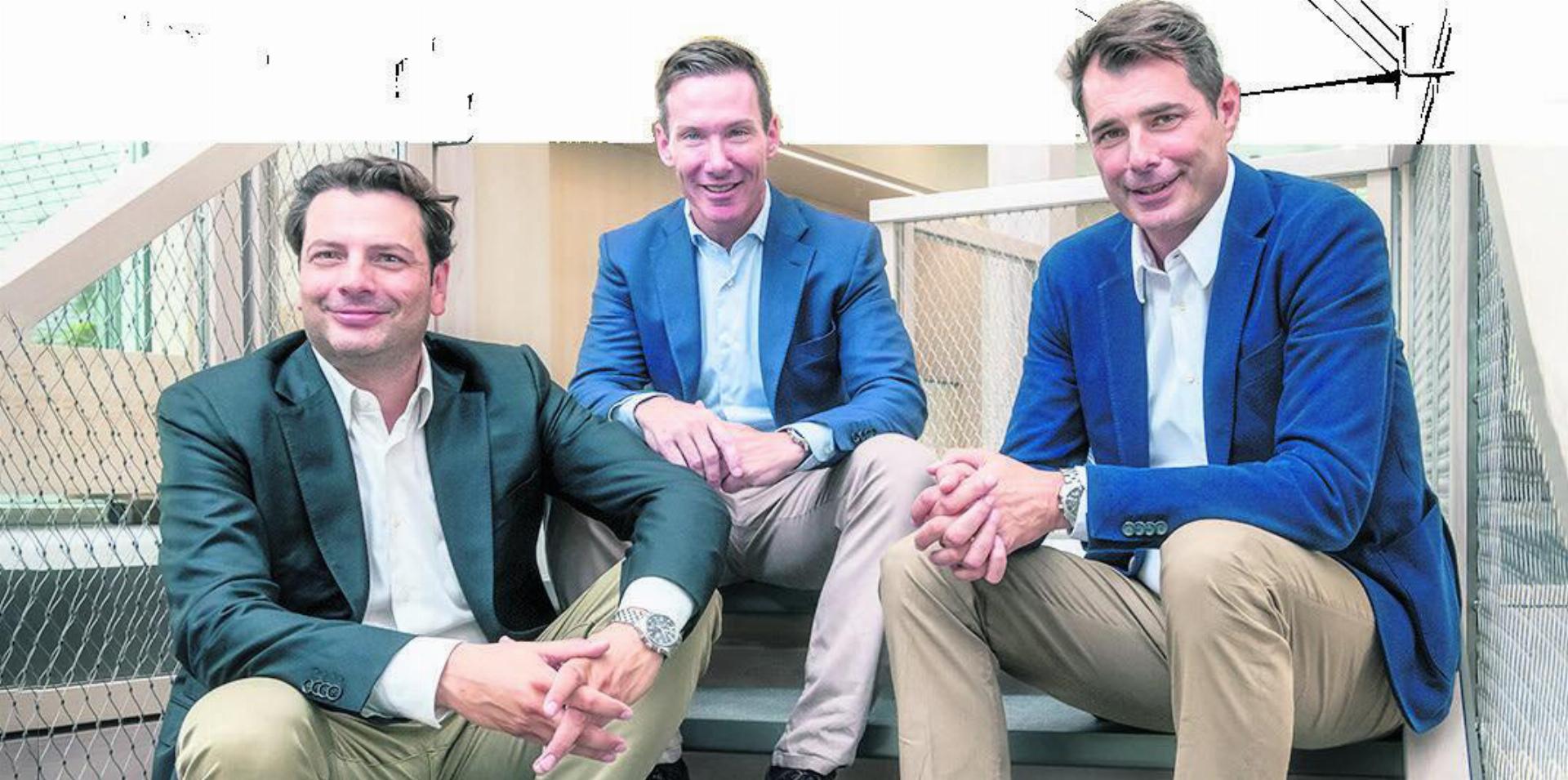 Christoph Erne (von links), Giuseppe Santagada und Daniel Erne führen das Unternehmen in die Zukunft. Foto: zVg