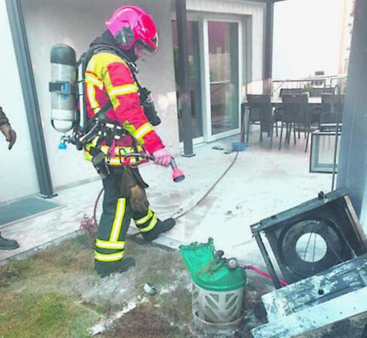 Die Alarmmeldung beschrieb zuerst eine Gasgrill-Explosion; «zum Glück war dem nicht so», erklärt der Feuerwehrkommandant. Foto: zVg