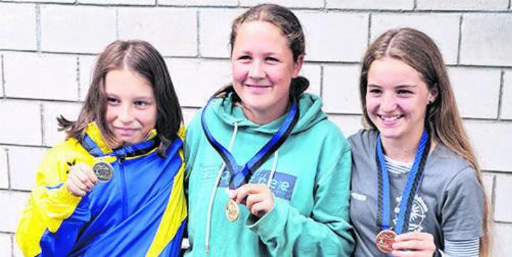 Das U15-Podest (von links): Jan Kabakovitch, Ria Boss und Anja Erdin. Foto: zVg