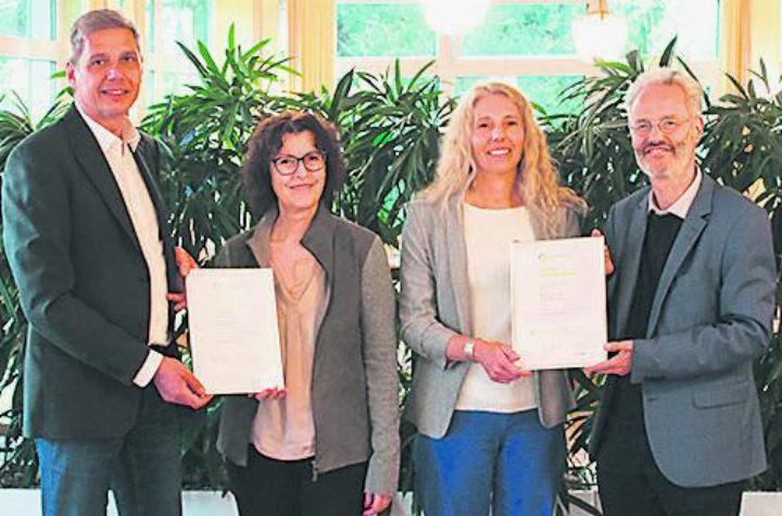 Zertifiziert: Maik Hauschild (von links), Anneliese Seiler, Stefanie Stirnberg und Lukas Schöb. Foto: zVg