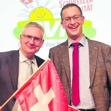 Zwei Nominierte für den Nationalrat - Nationalrat Andreas Glarner (links) stellt sich zur Wiederwahl, Grossrat Christoph Hagenbuch zur Wahl zur Verfügung. Bild: zg