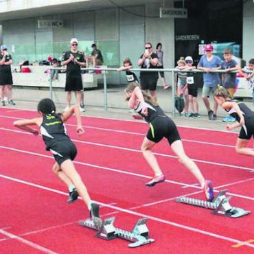 Bereit für Spannung - Mit voller Elan und Freude starten Kinder und Jugendliche, aber auch Erwachsene am Mutschälle Sprint. Bereits tags zuvor messen sich auf der Burkertsmatt Jugendriegen aus der Nordwestschweiz. Bild: Archiv