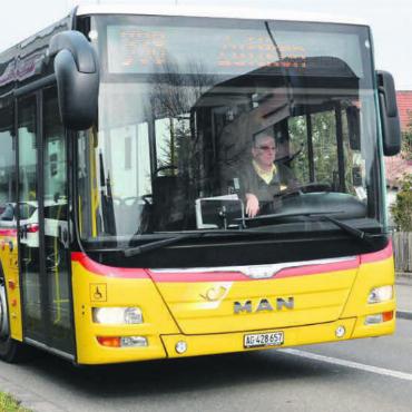 Neue Kleinbuslinie angedacht - In diesem Bereich sollen sich frühestens ab Fahrplanwechsel 2026 Busse kreuzen. Bisher wird nur in Richtung Zufikon gefahren. Bild: Roger Wetli