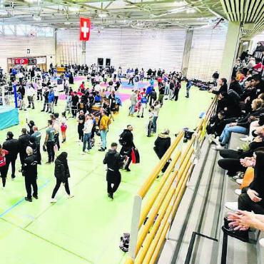 Eigentlich unglaublich - Die Parkplätze besetzt, die Halle gut gefüllt: Am Samstag war in der «alten» Hofmattenhalle einiges los.