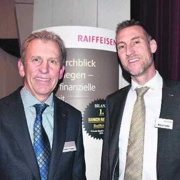 Adieu nach 19 Jahren - Nach 19 Jahren im Verwaltungsrat trat Präsident Thomas Rüppel (links) zurück. Neuer Präsident ist Roger Seiler. Bild: Erika Obrist