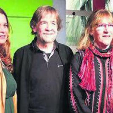 «Persönlich» aus dem Kellertheater - Michèle Schönbächler (links), Peter Spalinger und Barbara Krom. Bild: bo