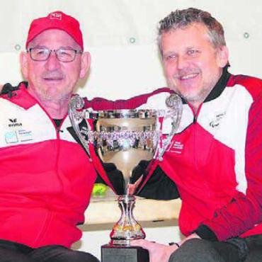 Das Double für den Oldie - BouBou Keller (links) und Raphael Gremion sind erneut Schweizer Meister geworden. Bild: zg