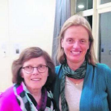 Erlebnisreiches Jahr - Wechsel im Vorstand: Maria Ernst (links) trat aus und Elisabeth Kolar wurde neu gewählt. Bild: zg
