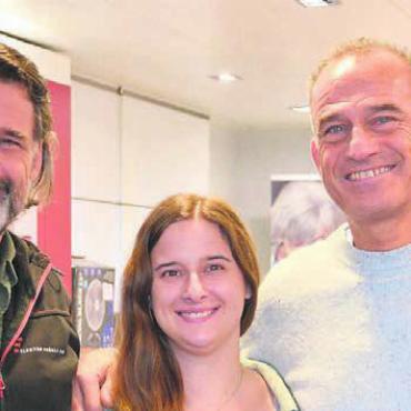 Temporäre Lösung - Sie freuen sich auf den Umzug des Ladens: (v. l.) Geschäftsführer Thomas Fröhli, Geschäftsleiterin Laura Fröhli und Geschäftsführer Roland Fröhli. Bild: rwi